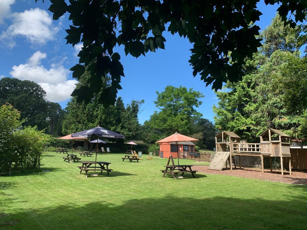 The Kings Head Letheringsett garden and child's play area.